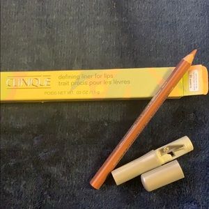 New in box Clinique defining liner for lips